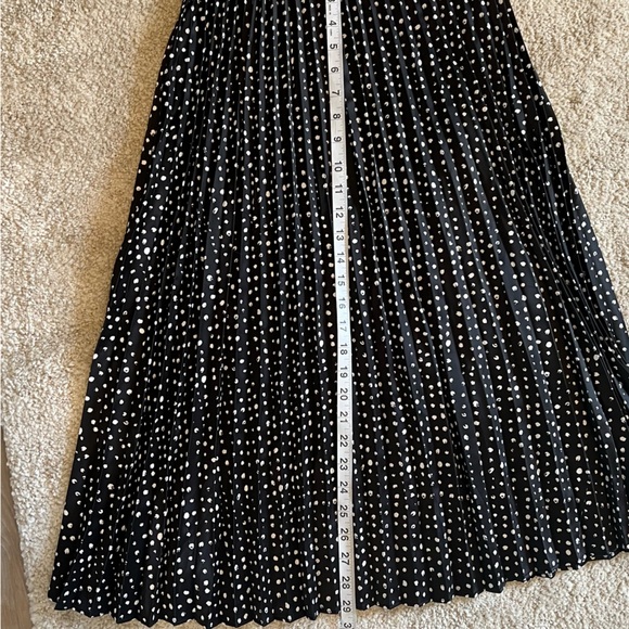 Worthington Pleated Midi Skirt - Picture 6 of 7